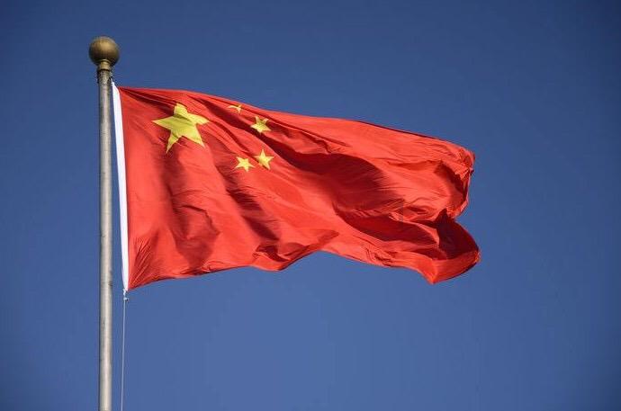 息烽：张灯结彩迎新春 节前氛围营造忙